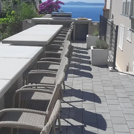 Apartment Lizzi. Trogir Extérieur photo