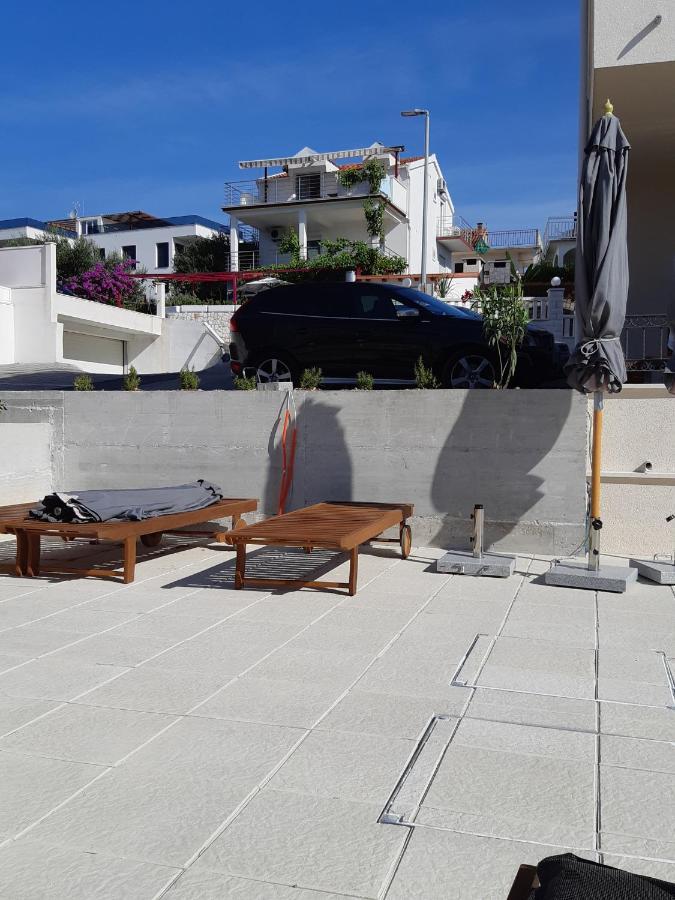 Appartement Lizzi. Trogir